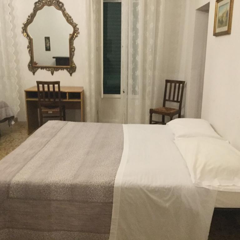Alex Home Флоренция Екстериор снимка